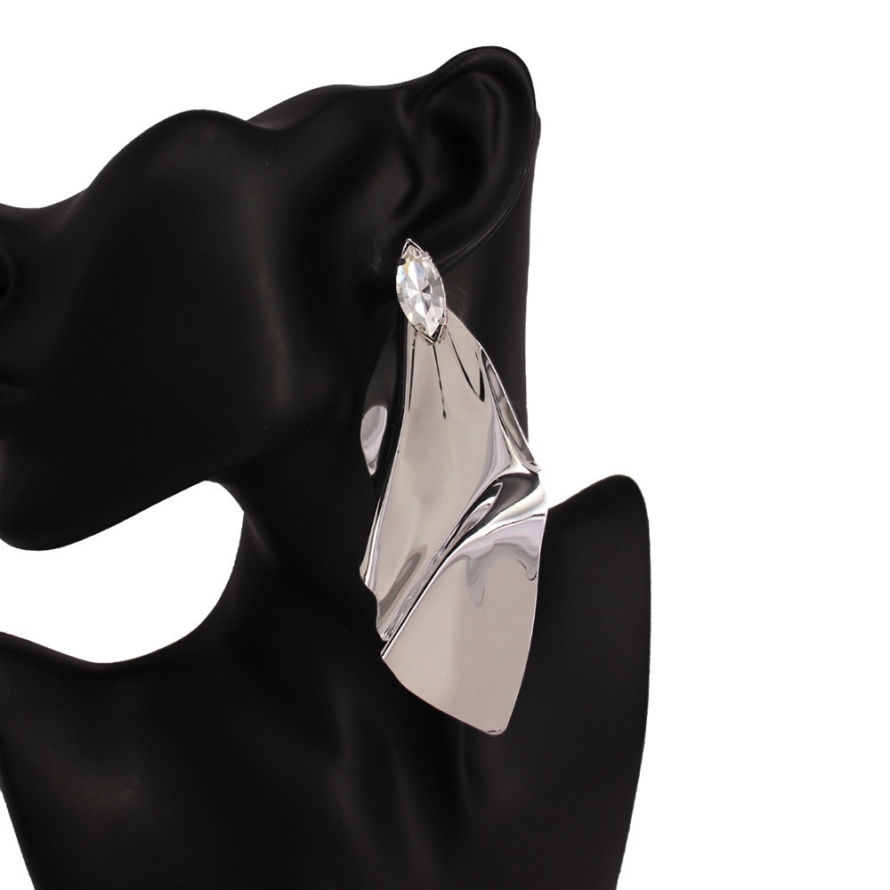 Crushin’ On You Earrings/Silvver
